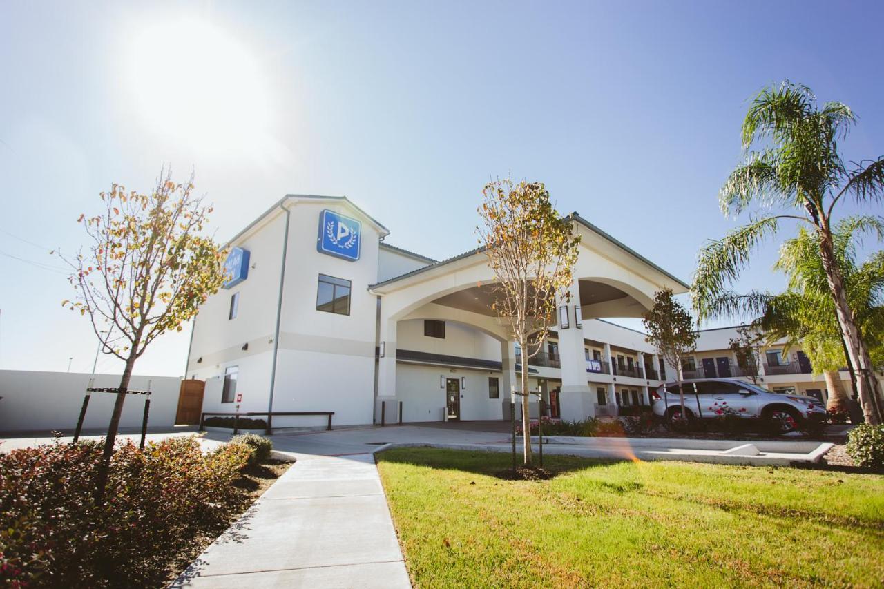 Palace Inn Blue City Centre Houston Bagian luar foto